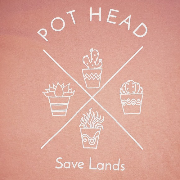 ✨️3/$20✨️Save Lands "Pot Head" Gardening Pun Mauve Graphic Tee Med Summer 420 - Picture 3 of 8